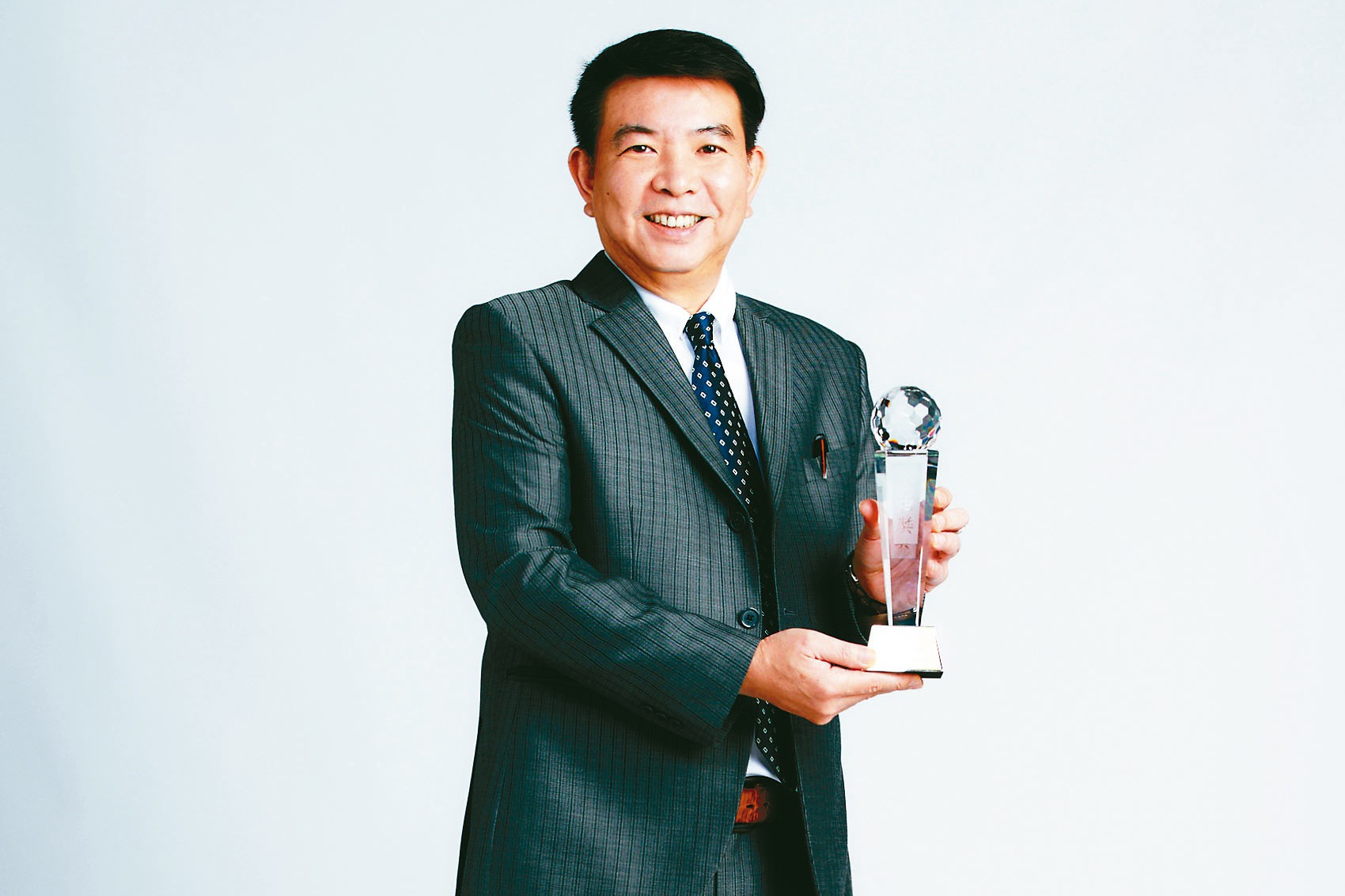 東森購物總經理彭鴻珷挑房心法 重地點、機能